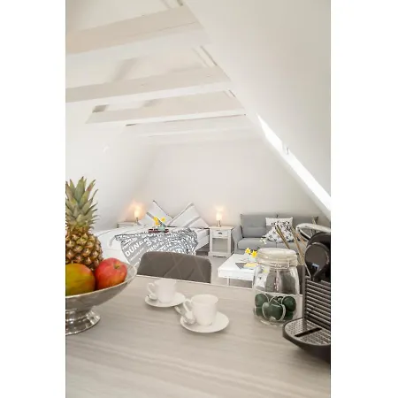 Apartment - Tessa *
